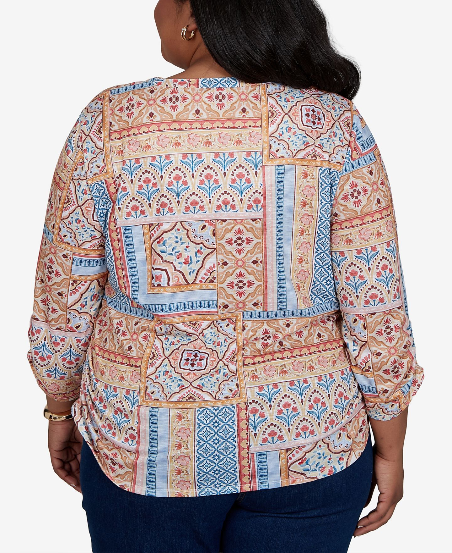 Женская блузка Alfred Dunner Plus Size 3/4-Sleeve Patchwork-Print, цвет: Синий разноцветный — фото 6