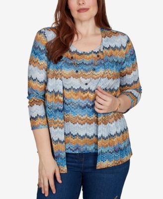 Petite 3/4-Sleeve Scoop Neck Top