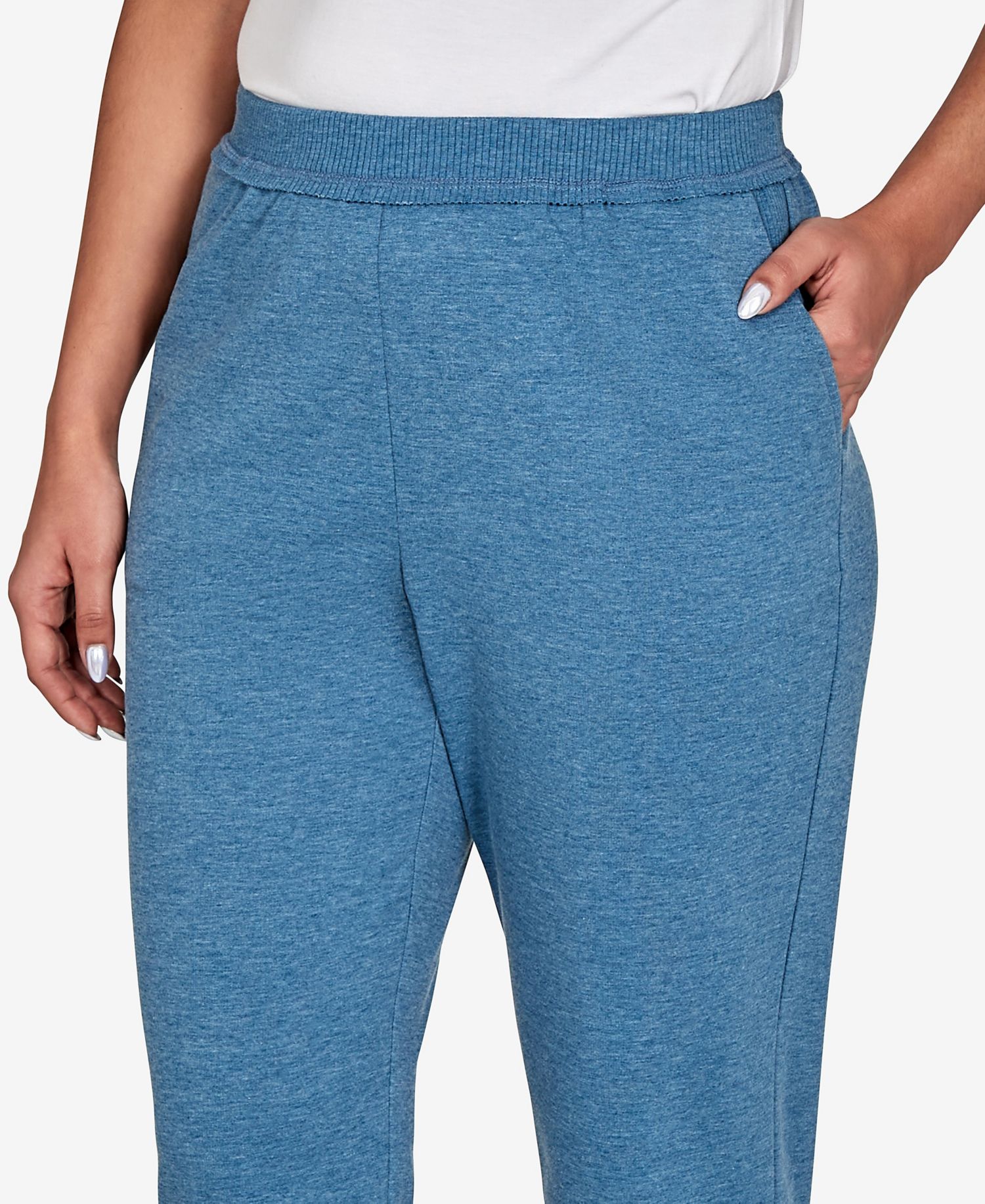 Petite Pull-On Straight-Leg Pants