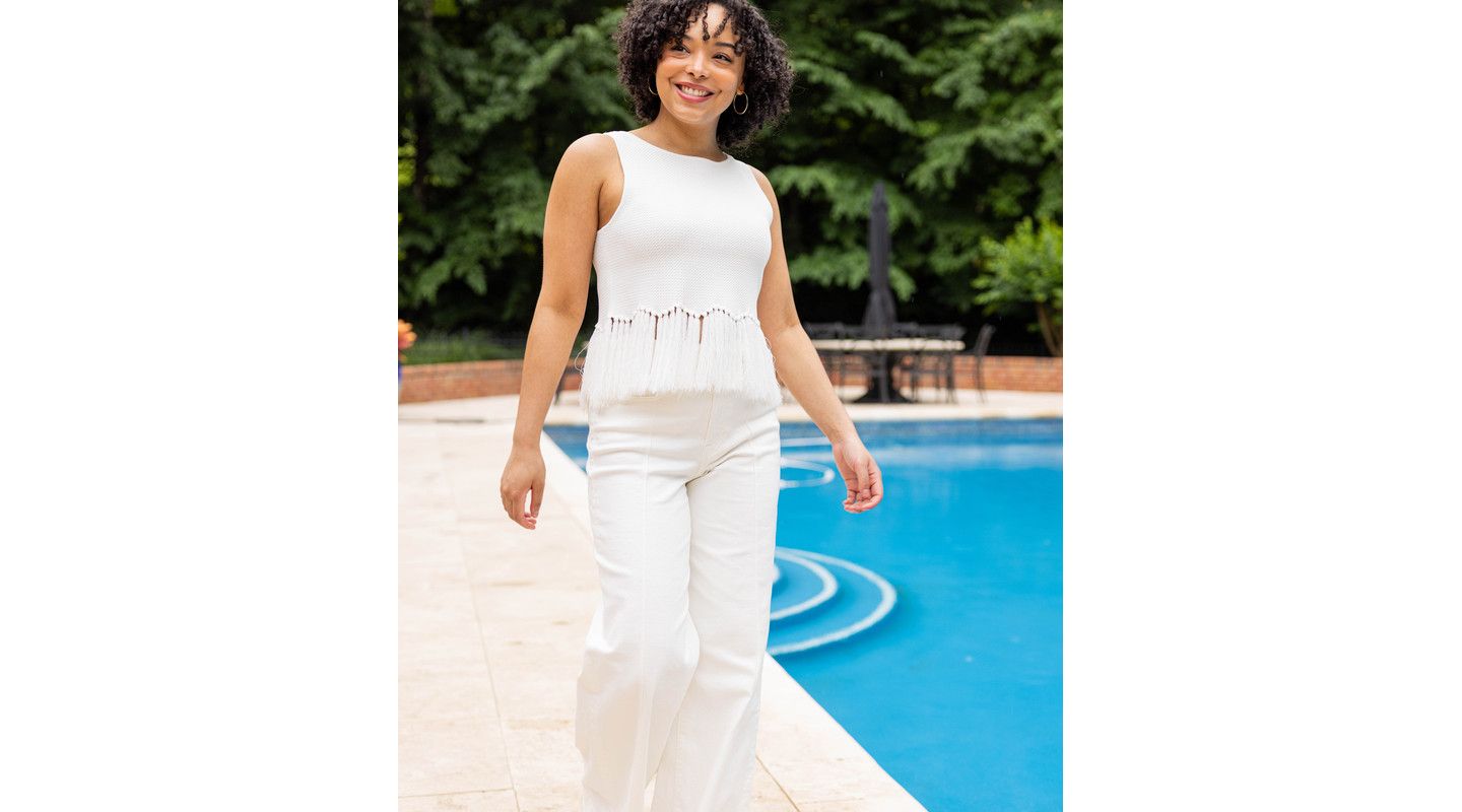Женский топ Caldwell Collection Tanja Scoop Neck Fringe Peplum Sleeveless Knit, цвет: Белый — фото 4