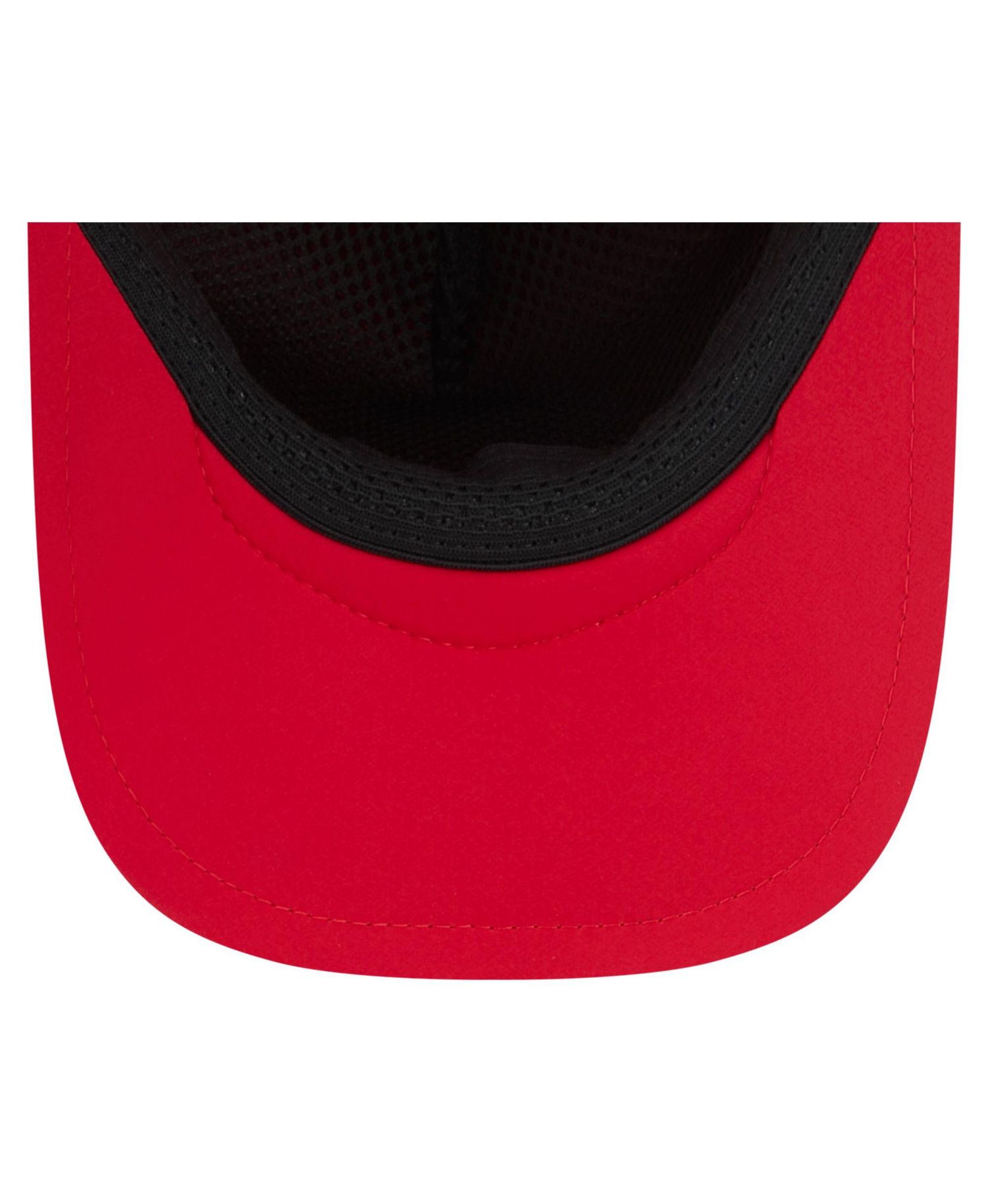 Men's Red Kansas City Chiefs 2026 Sideline Apex 9FORTY Adjustable Trucker Hat