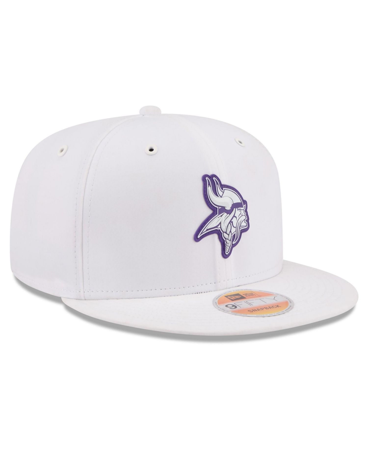 Men's White Minnesota Vikings 2026 Sideline 9FIFTY Snapback Hat