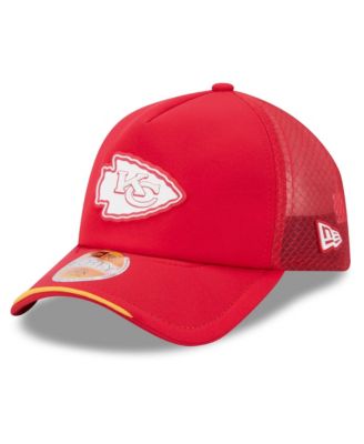 Men's Red Kansas City Chiefs 2026 Sideline Apex 9FORTY Adjustable Trucker Hat