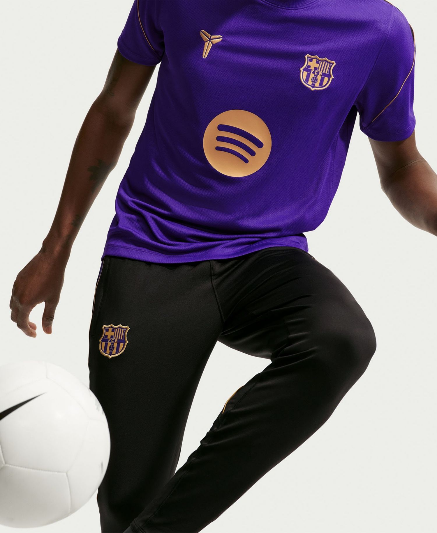 Men's Purple Barcelona 2026/27 Away Dri-FIT Strike Top