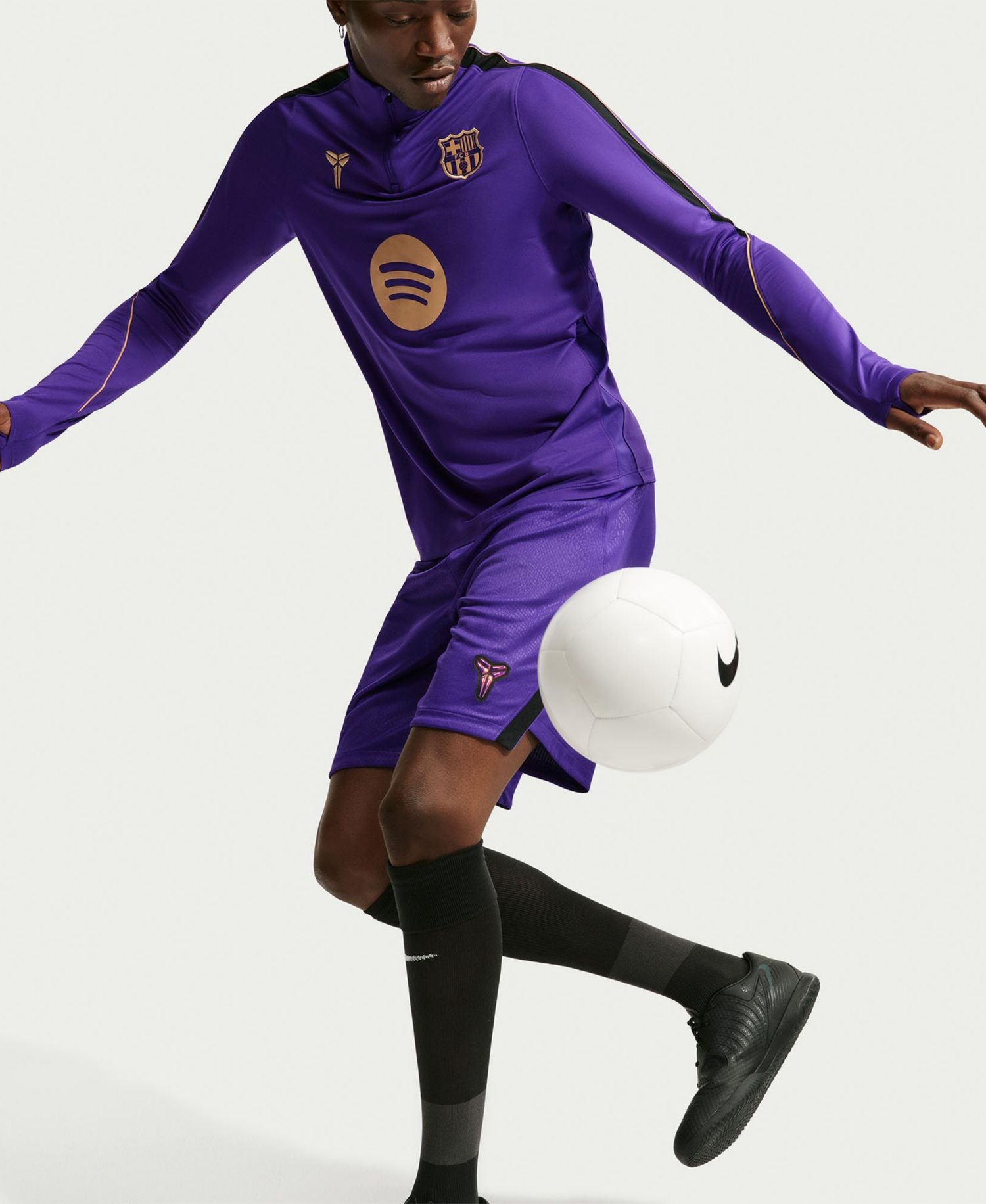 Men's Purple Barcelona 2026/27 Away Strike Drill Dri-FIT Quarter-Zip Top