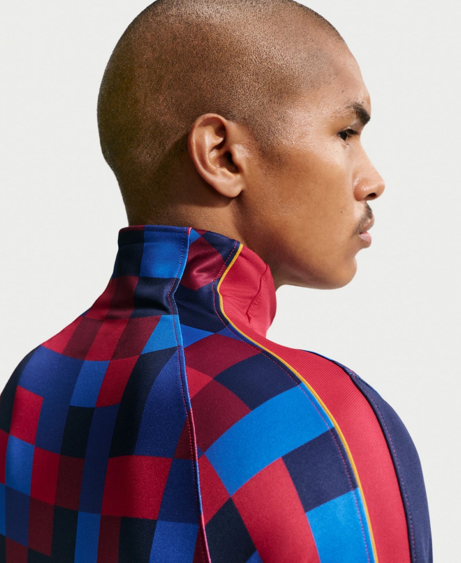 Men's Red Barcelona 2026/27 Strike Drill Quarter-Zip Long Sleeve Jersey