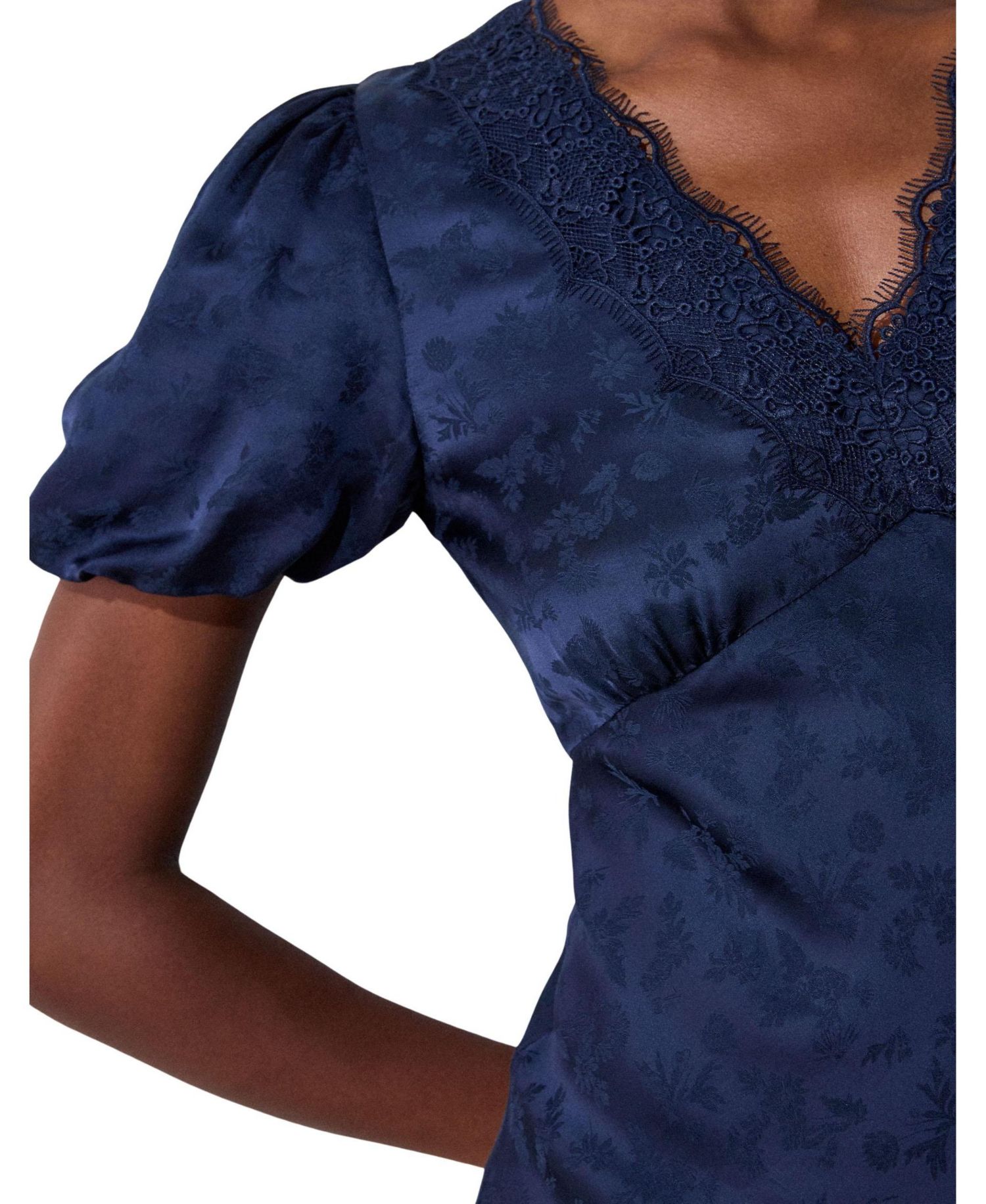 Women's Floral-Print Jacquard V-Neck Puff-Sleeve Midi Dress