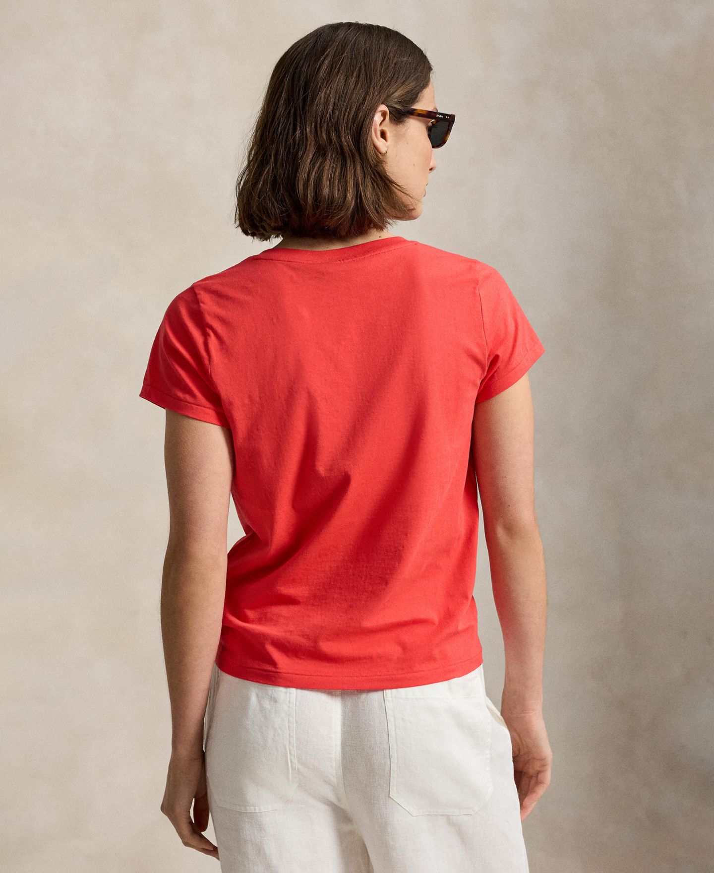 Женская футболка Polo Ralph Lauren V-Neck Short-Sleeve, цвет: Bright Hibiscus — фото 5
