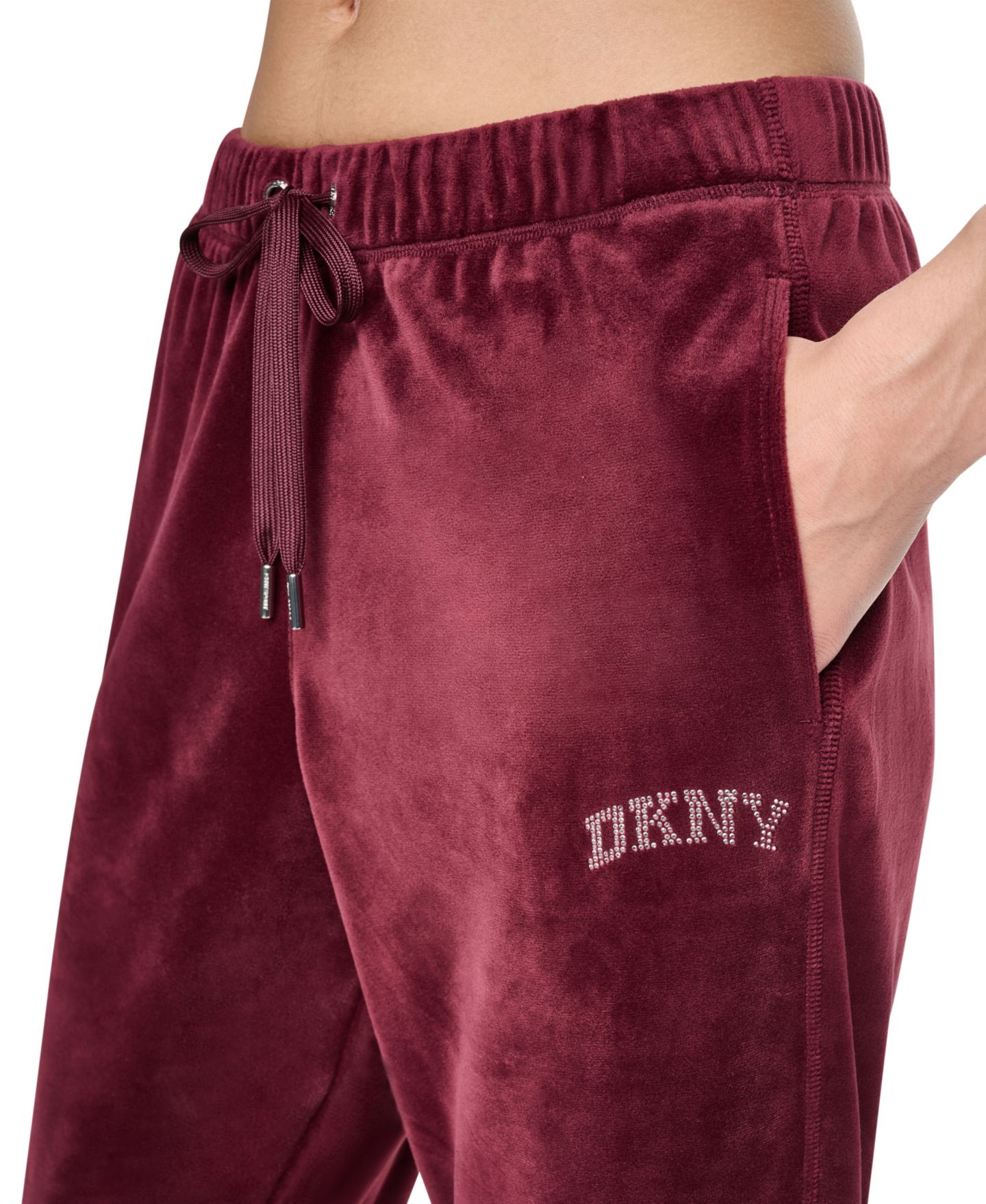 Женские брюки DKNY Sport Mid-Rise Super-Soft Velour Rhinestone Logo Jogger, цвет: Чёрный — фото 27