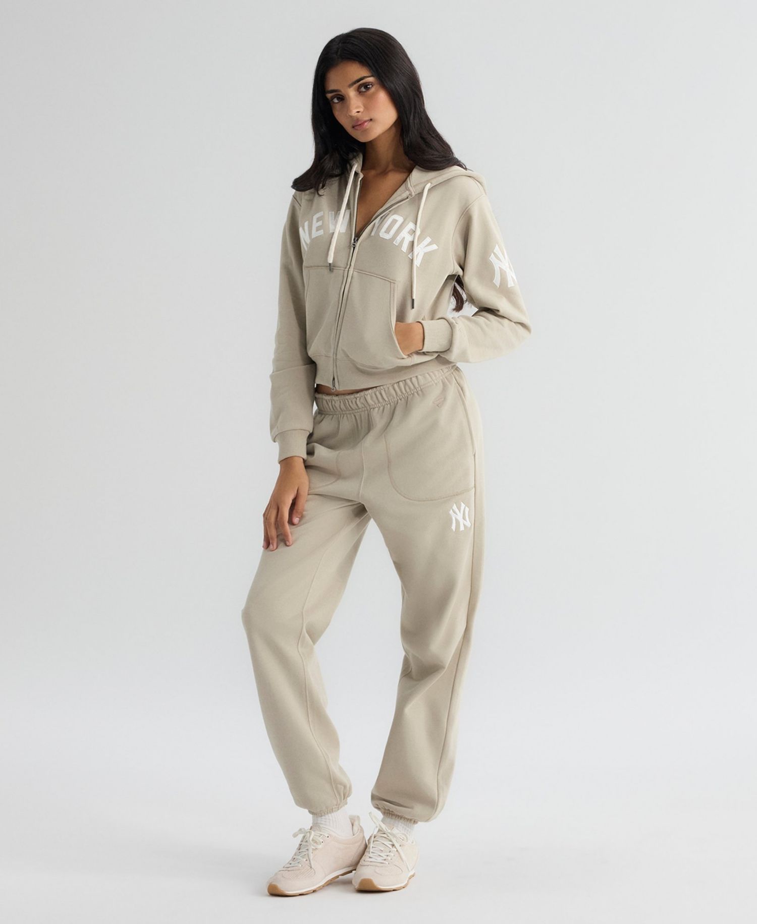 Women's New York Yankees Iconic Terry Full-Zip Cropped Fit Hoodie