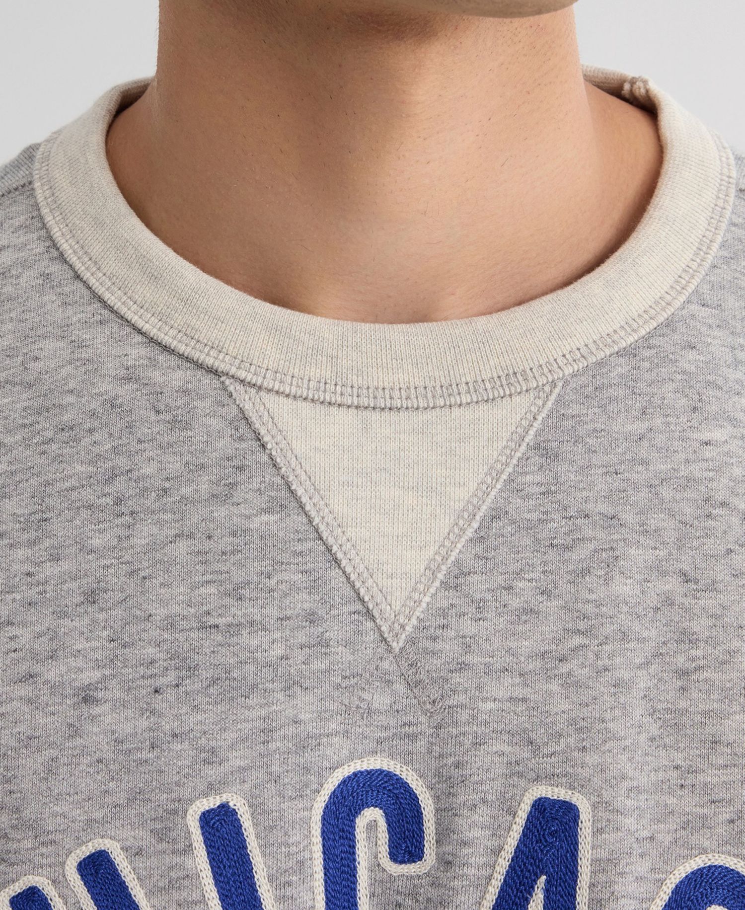 Men's Chicago Cubs Iconic Terry Short-Sleeve Sweatshirt