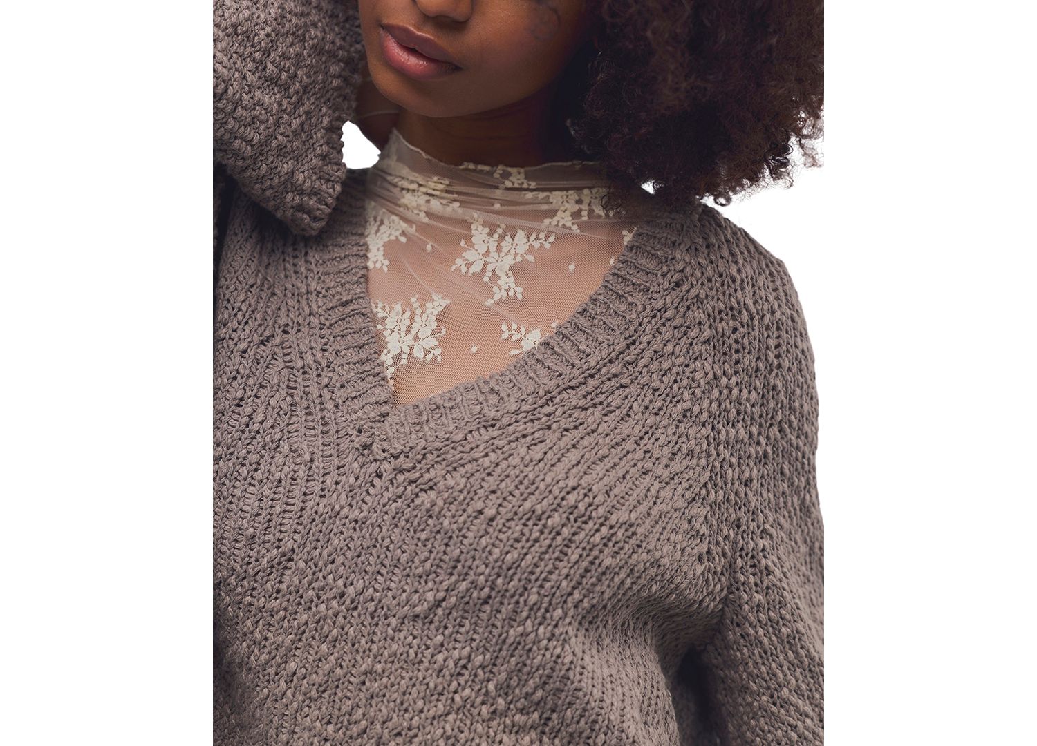 Women's Heartland Cropped Flared-Sleeve V-Neck Pullover Sweater