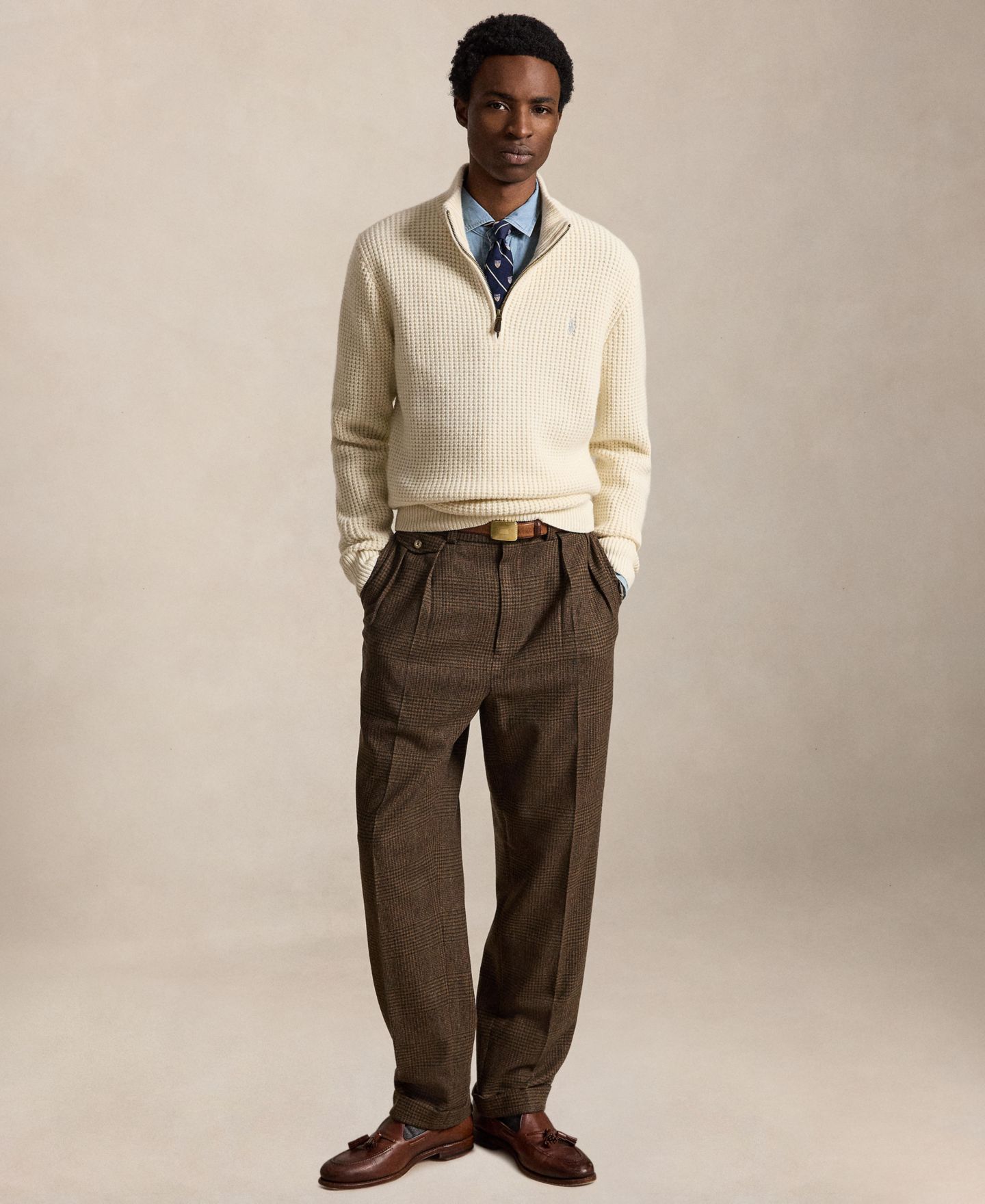 Мужской свитер Polo Ralph Lauren Waffle-Knit Quarter-Zip Mock-Neck Wool-Cotton Blend, цвет: Кремовый — фото 2