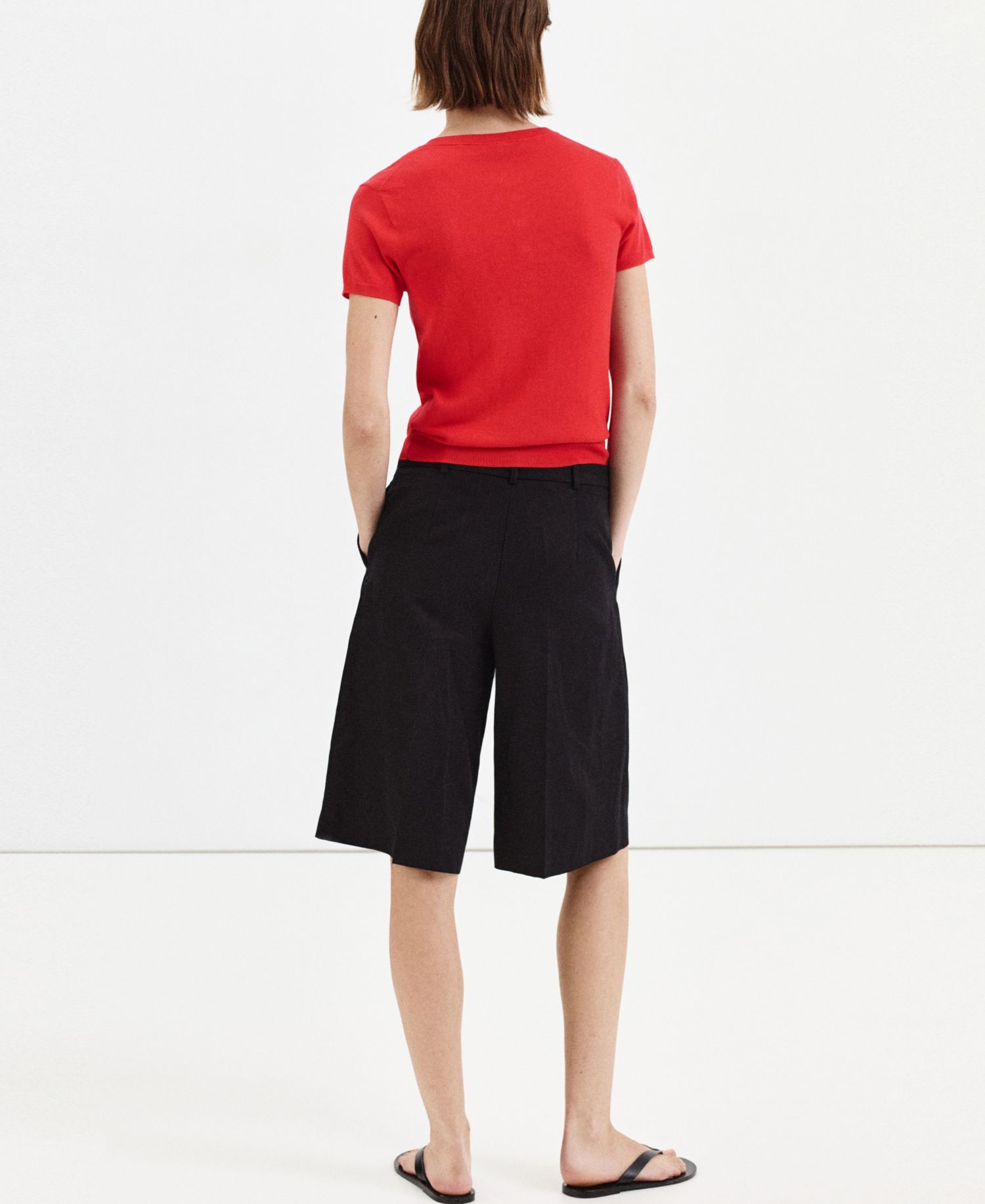 Women's Crew-Neck Short-Sleeve Fine-Knit Sweater