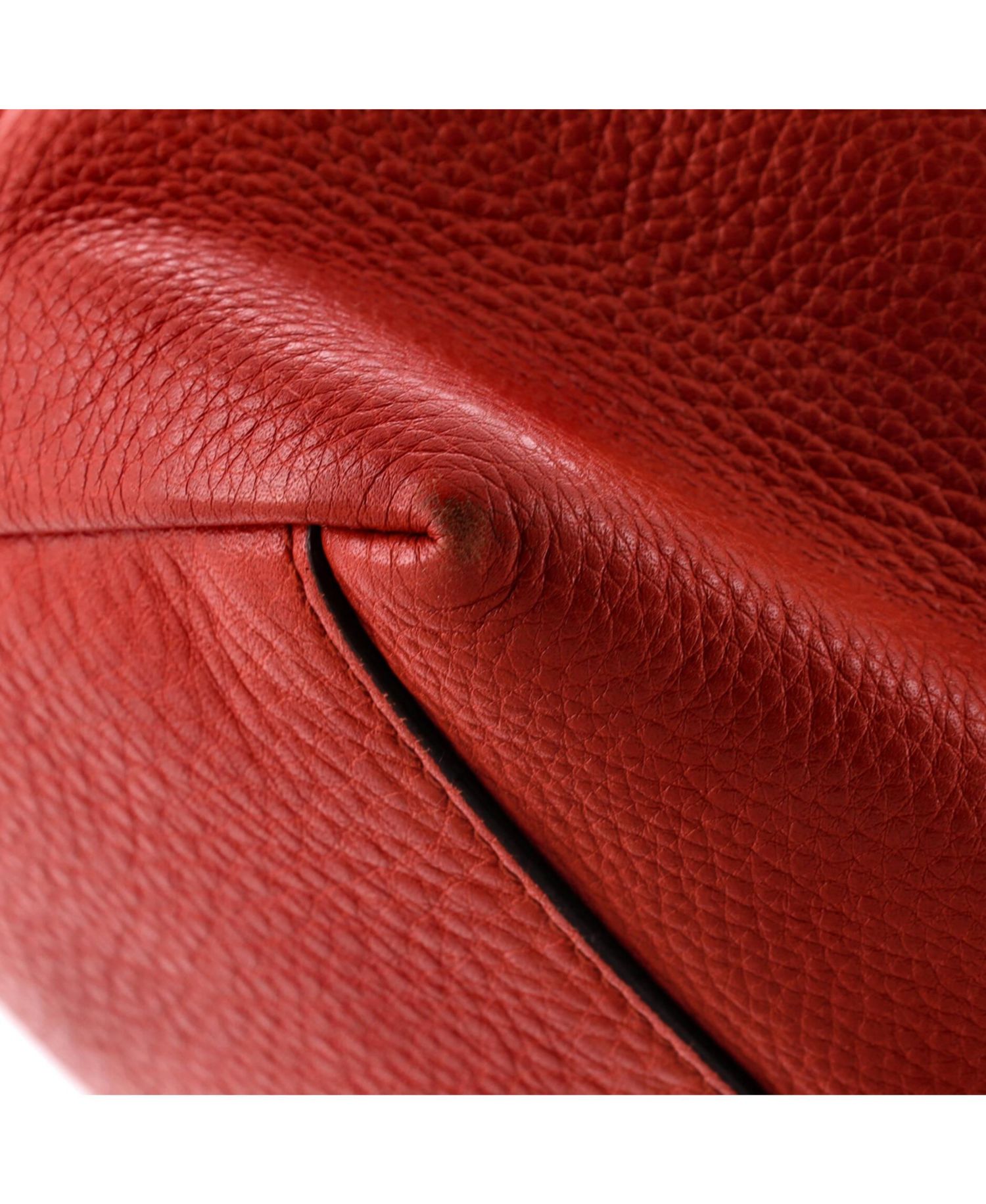 Medium Soho Chain Strap Shoulder Bag Leather