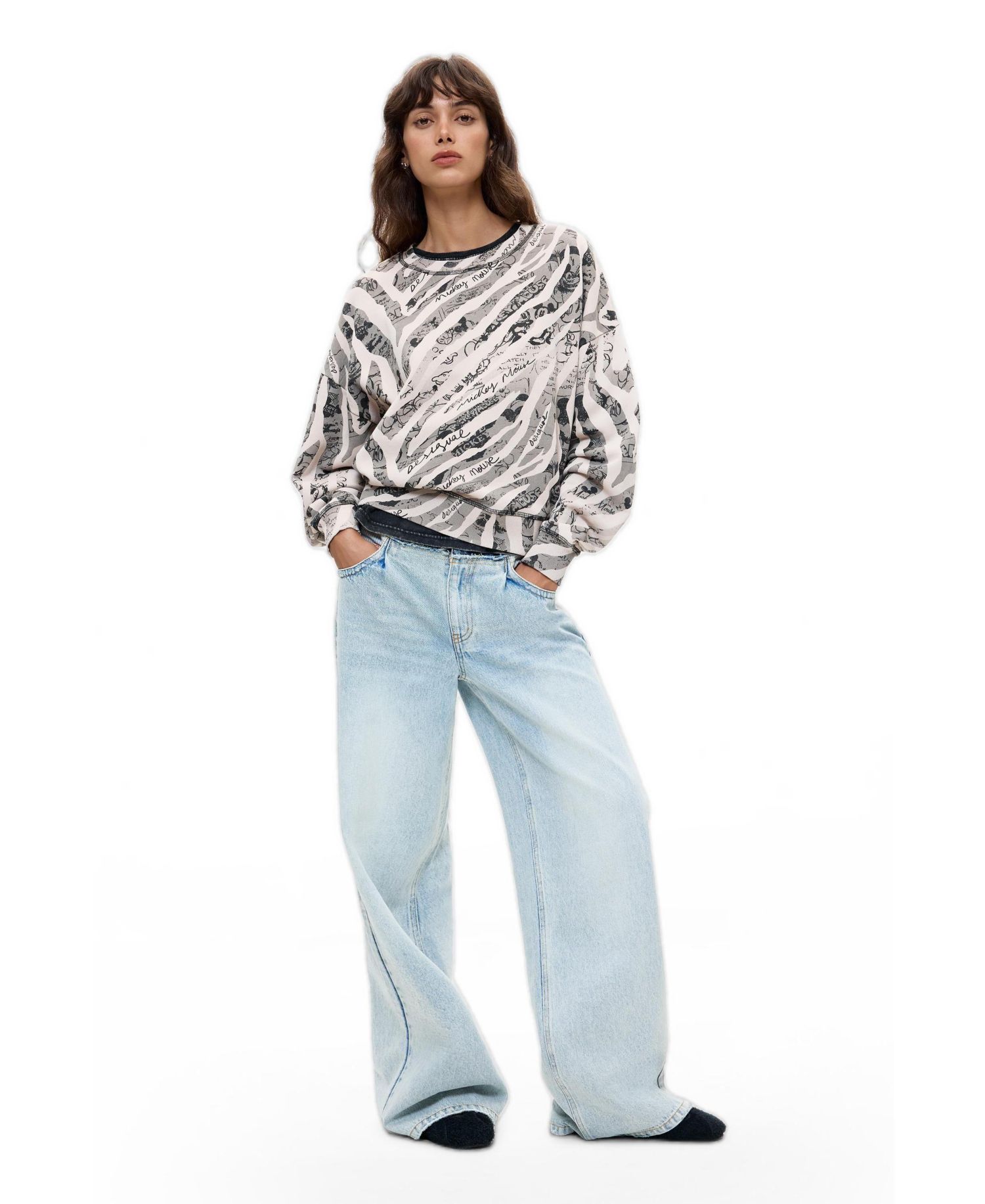 Women's Printed Mickey Long-Sleeved Sweatshirt