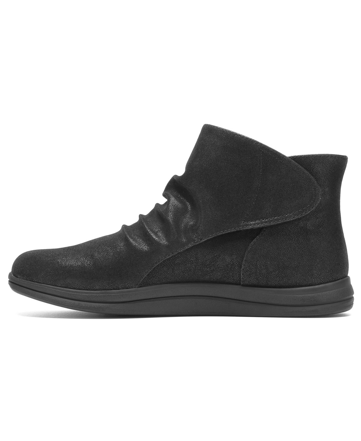 Женские ботинки Clarks Breeze Faye Round Toe Booties, цвет: Чёрный — фото 6