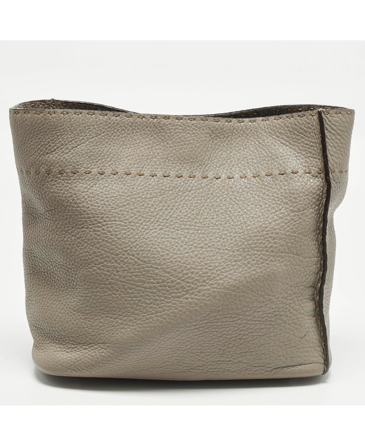 Pre-Owned Fendi Women's Anna Selleria Leather Bucket Bag