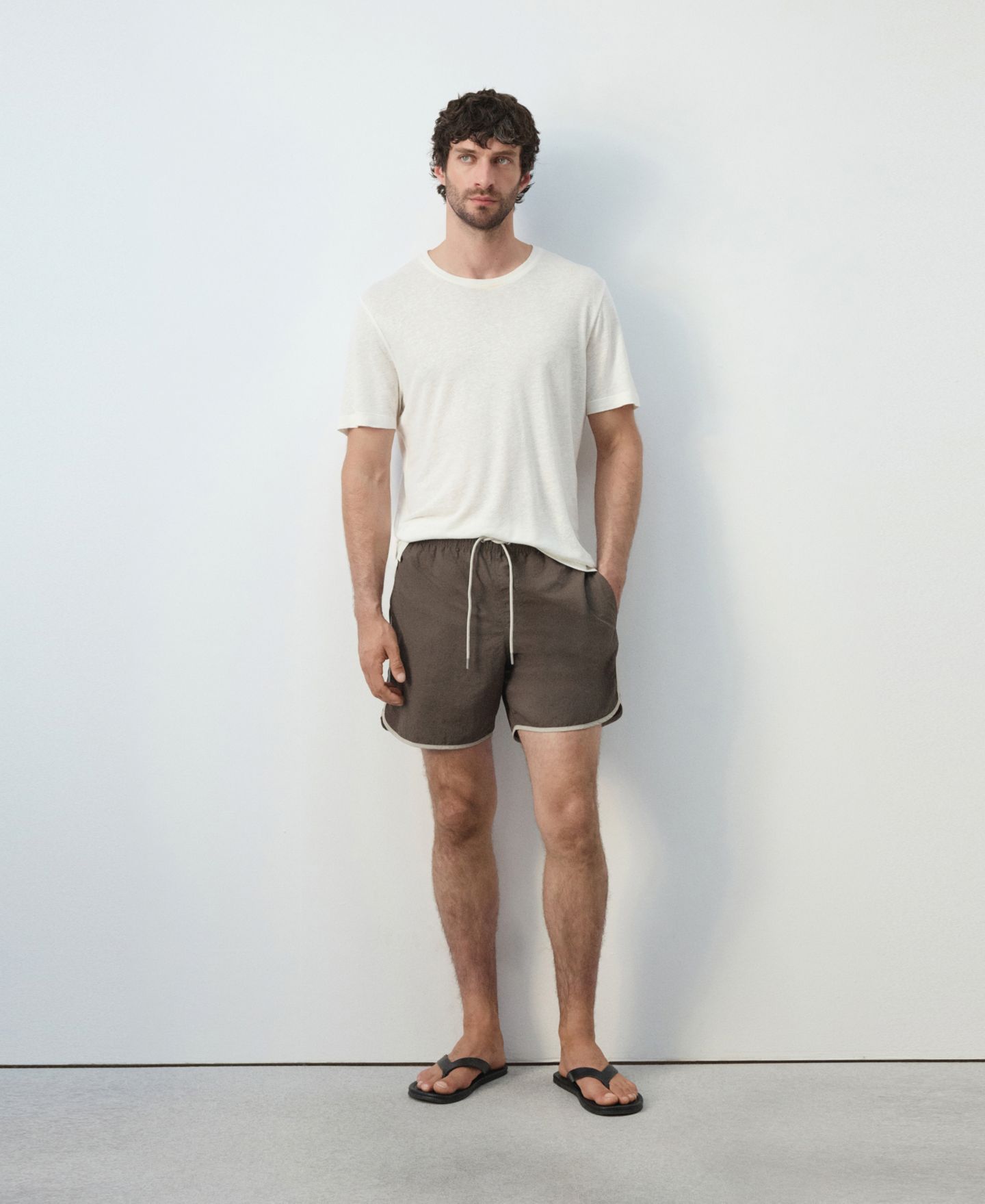 Плавки Inseam для мужчин — MANGO, цвет: Коричневый — фото 7