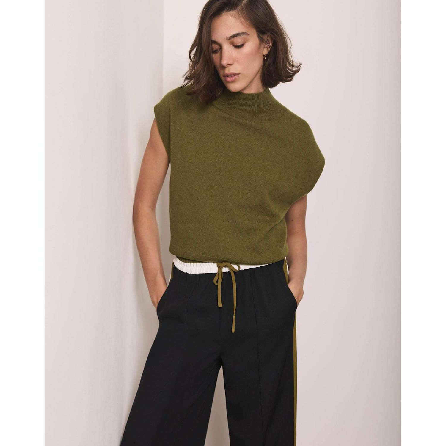 Women's Mock-Neck Wool-Blend Sleeveless Vest