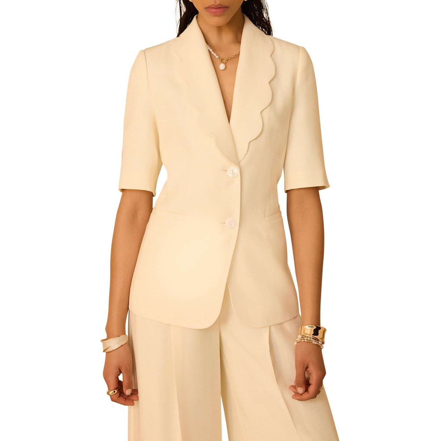 Women's Scallop Short Sleeve Blazer