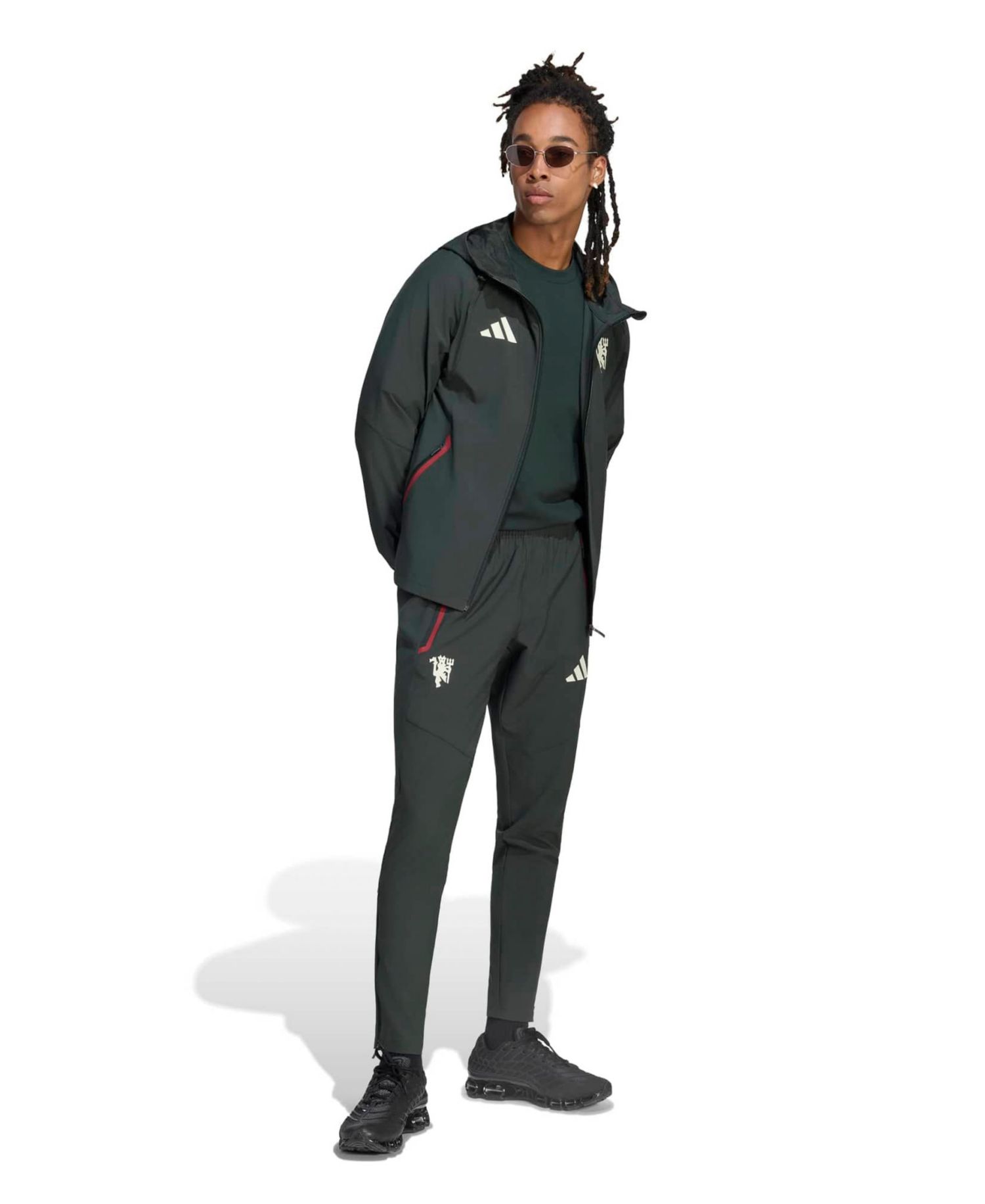 Men's Manchester United Tiro Tech Tapered Leg Pants