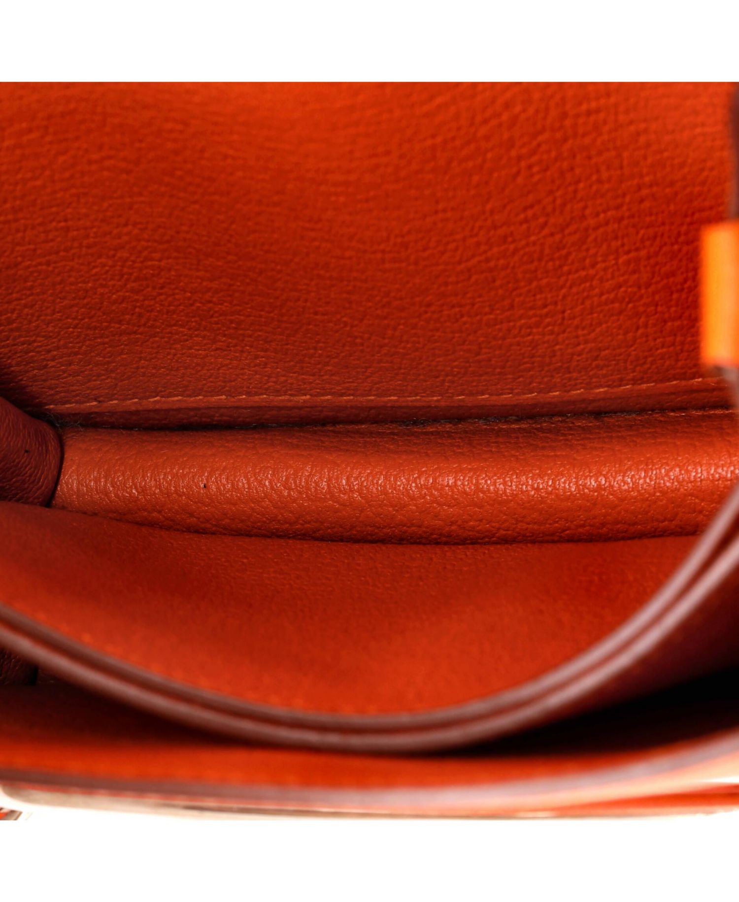 Pre-Owned Hermes 18 Roulis Bag Evercolor