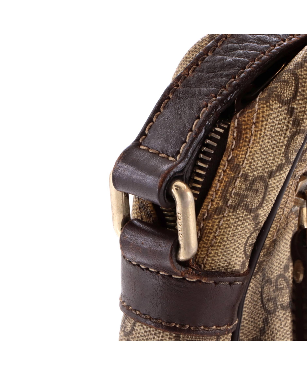 Pre-Owned Gucci Small Front Zip Messenger Gg Coated Canvas