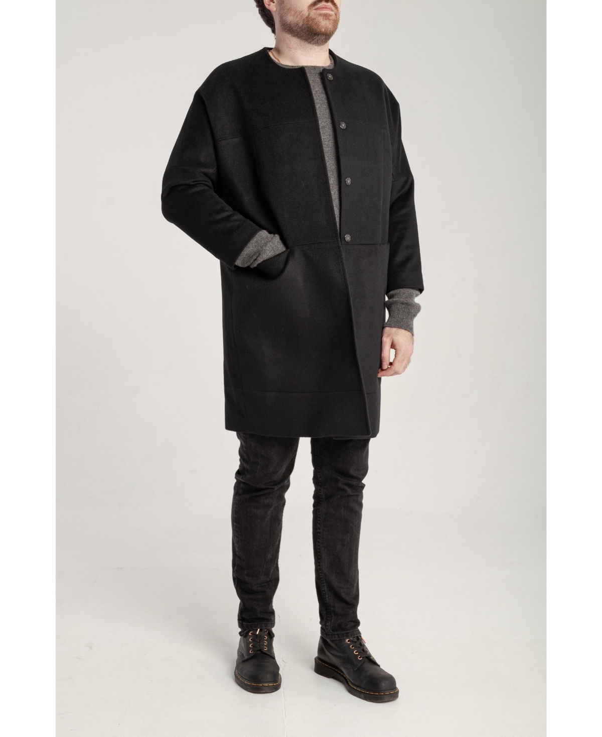 1982 Men's Cashmere Crew Neck Coat