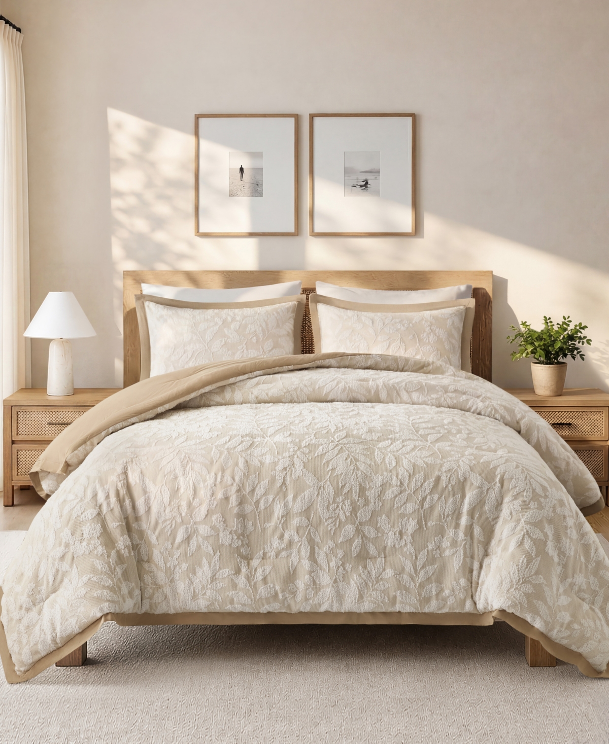 Harbor House Solace Leaf 3-Piece Comforter Set, King/California King