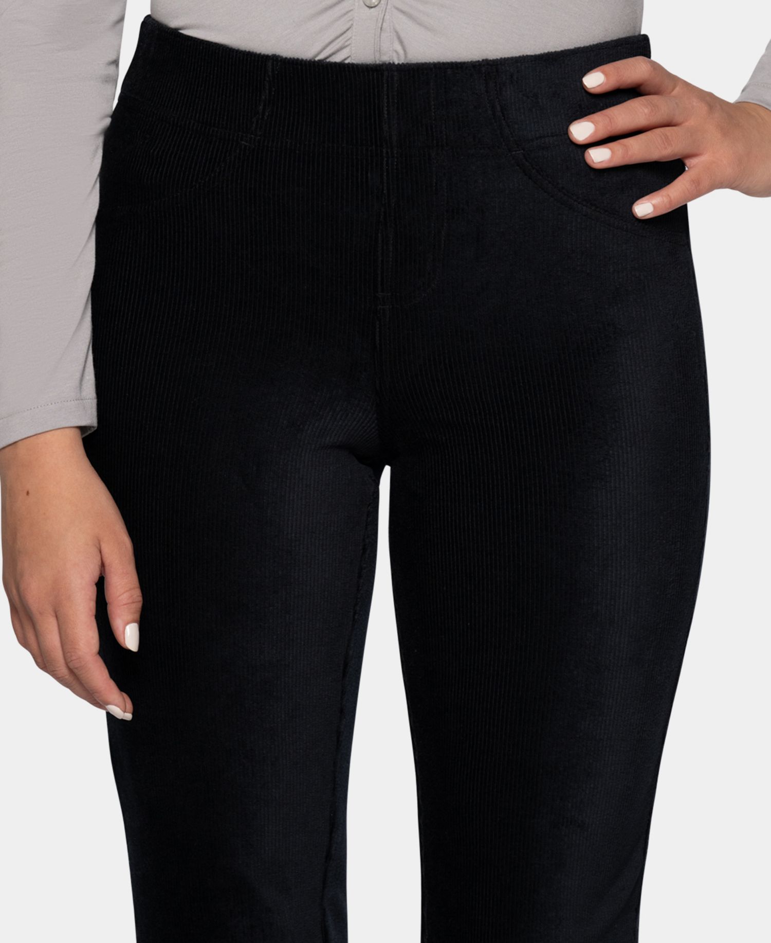 Women's Classic Corduroy Pull-On Mid-Rise Pants