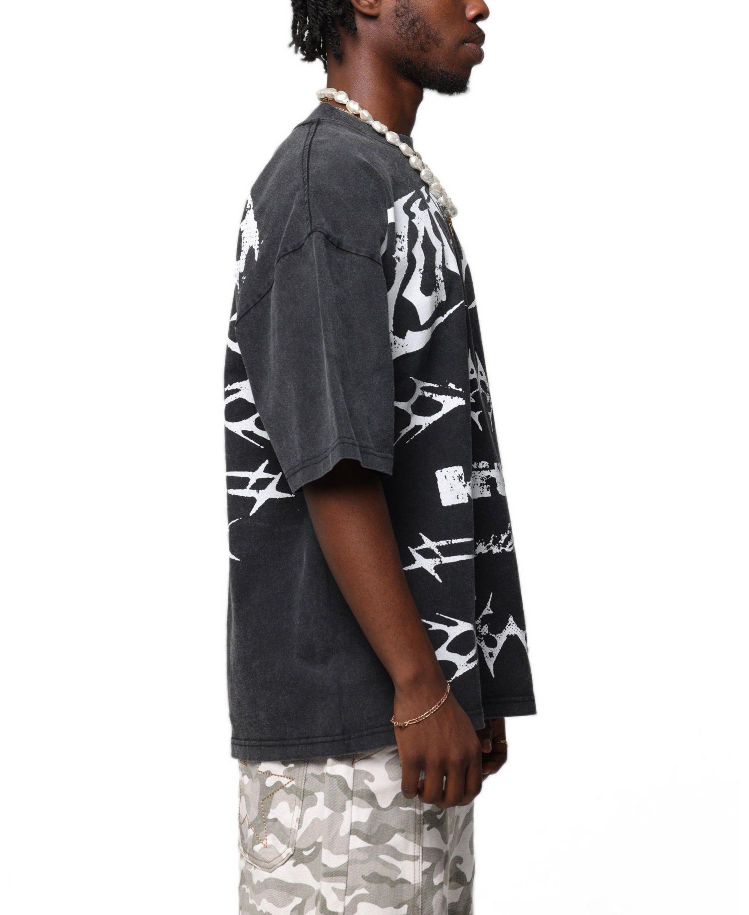 Men's Metal Stacked Vintage Graphic Oversized Dropped-Shoulder T-Shirt