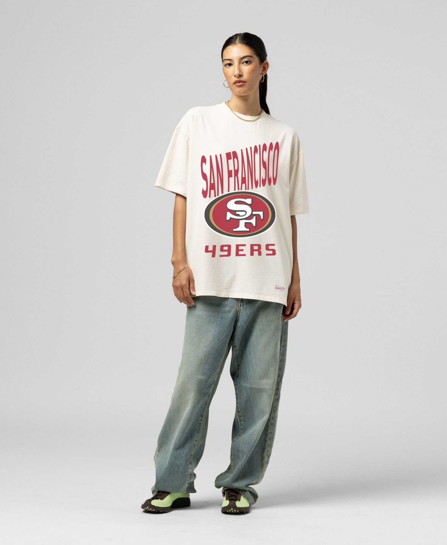 Women's Cream San Francisco 49ers Logo Rise Boyfriend T-Shirt