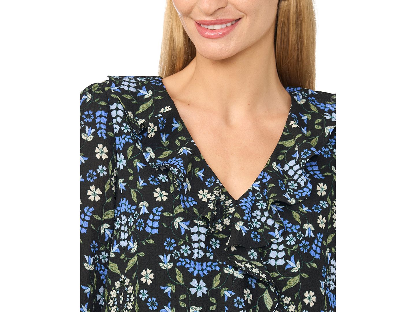 Женская блузка CeCe Ruffled Long-Sleeve V-Neck Blouse, цвет: Насыщенный чёрный — фото 2