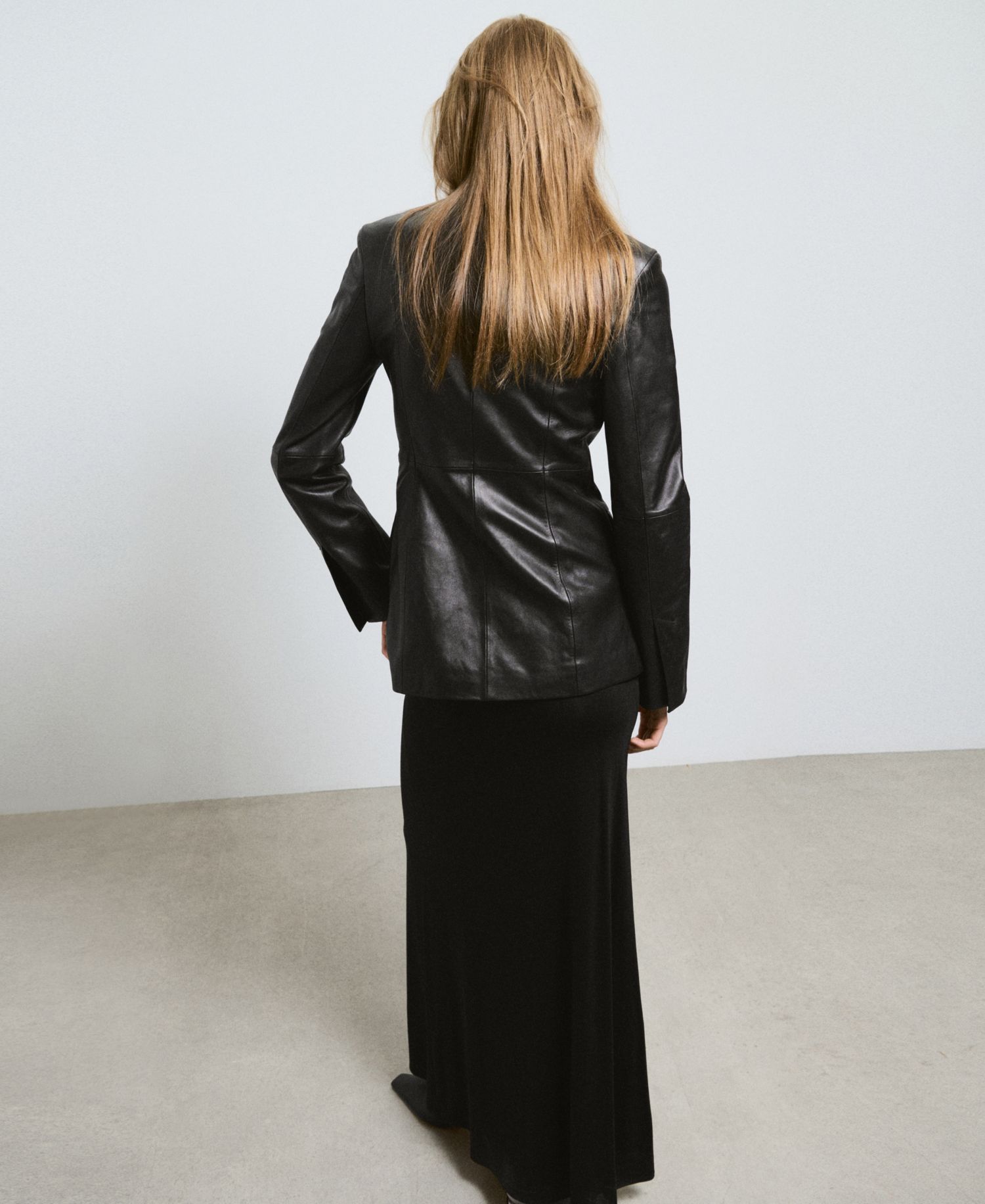 Women's Selection Crew-Neck Leather Blazer