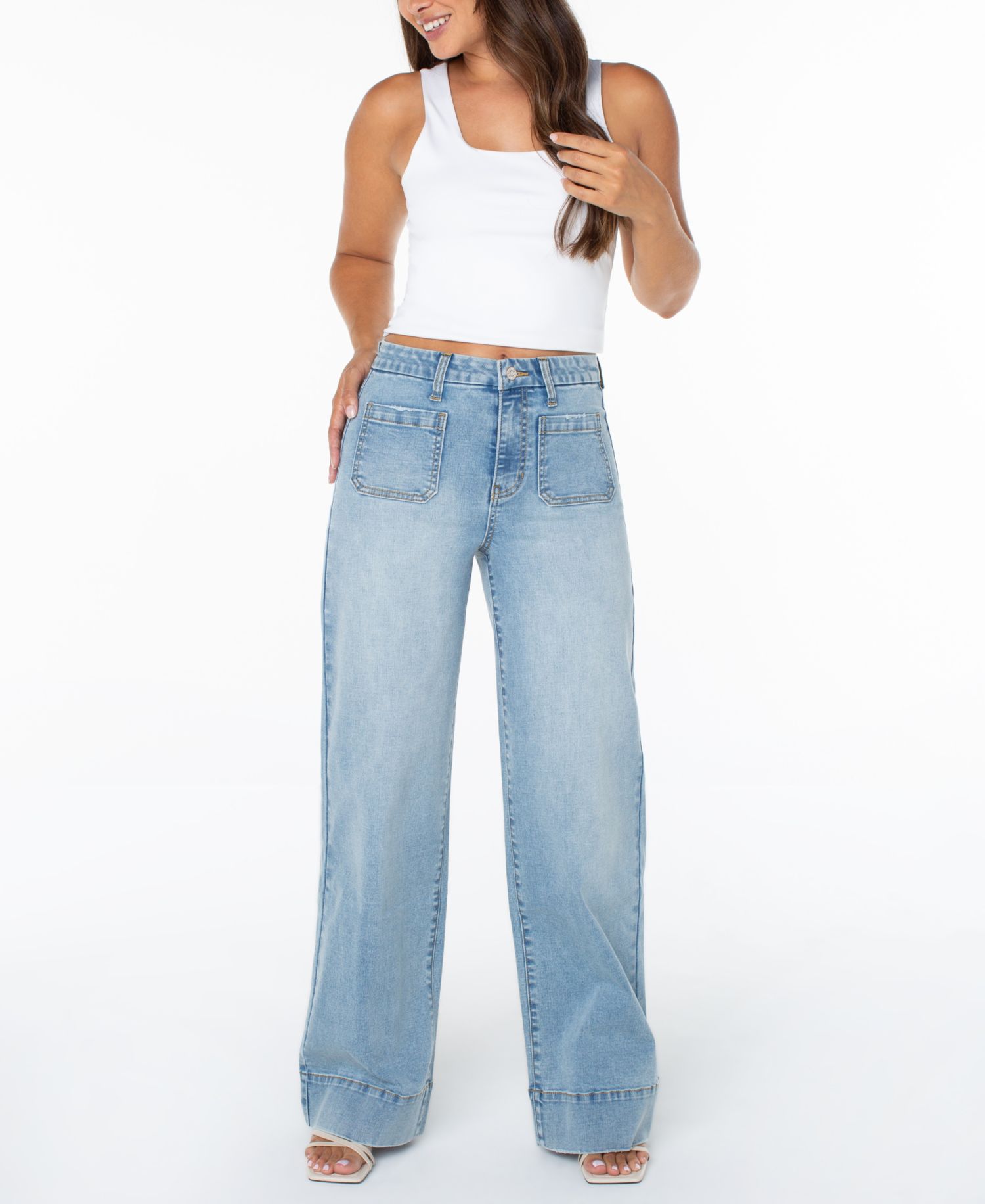 Juniors' High-Rise Wide-Leg Patch-Pocket Jeans