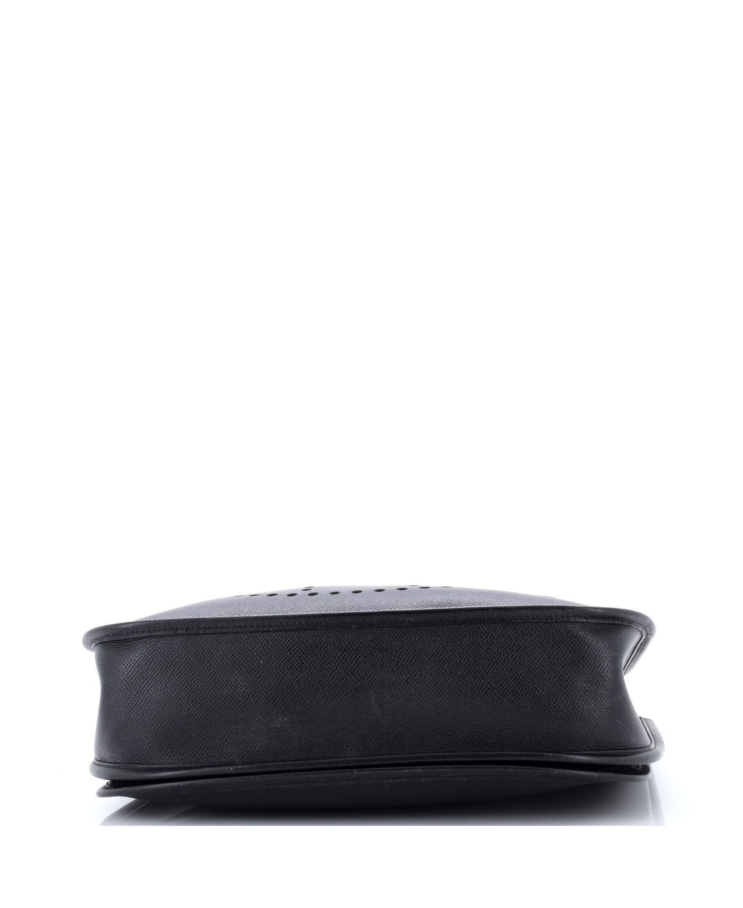 Pre-Owned HERMES Pre-Owned Hermes GM Evelyne Bag Gen II Epsom