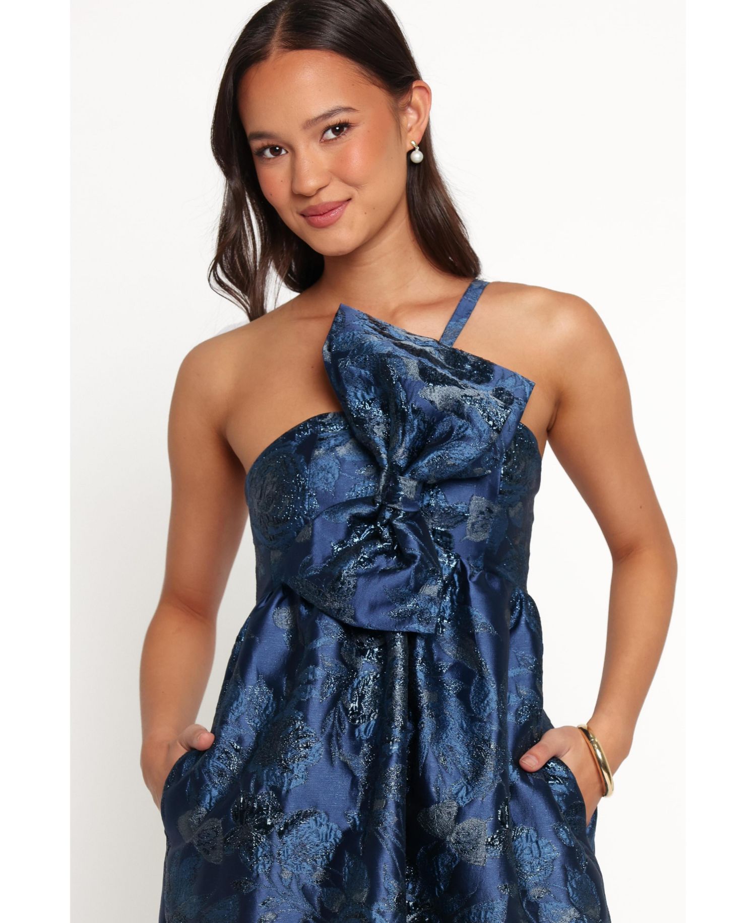 Women's Betina One-Shoulder Bow-Front Maxi Dress