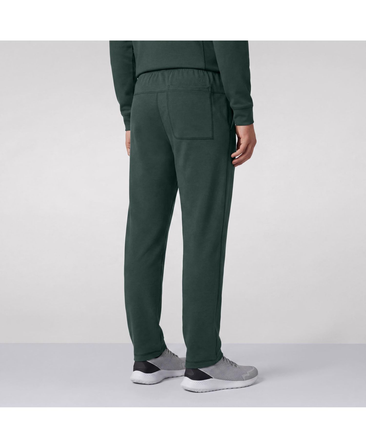Men's Tapered-Fit Stretch Range Jogger