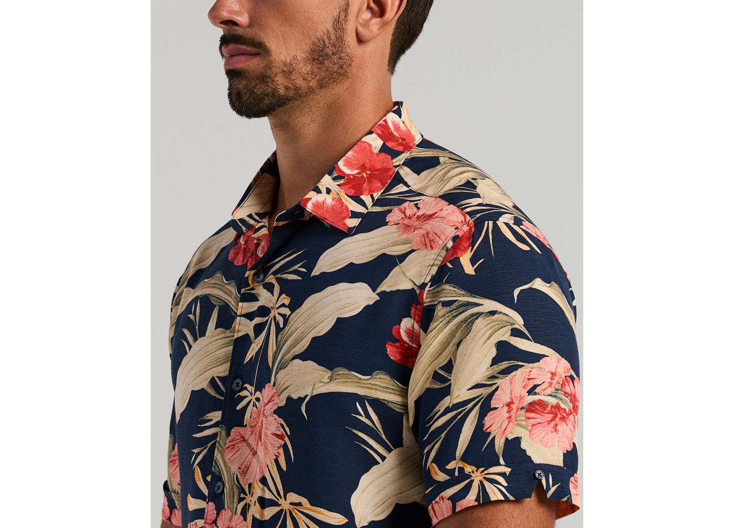 Men's Tropical Floral Print Button-Front Shirt