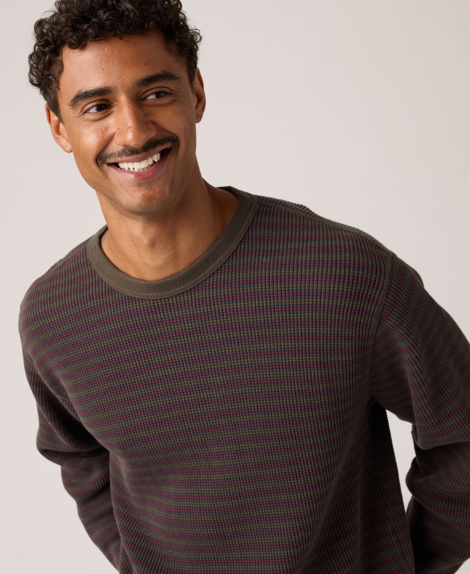 Men's Long-Sleeve Thermal Waffle-Knit T-Shirt