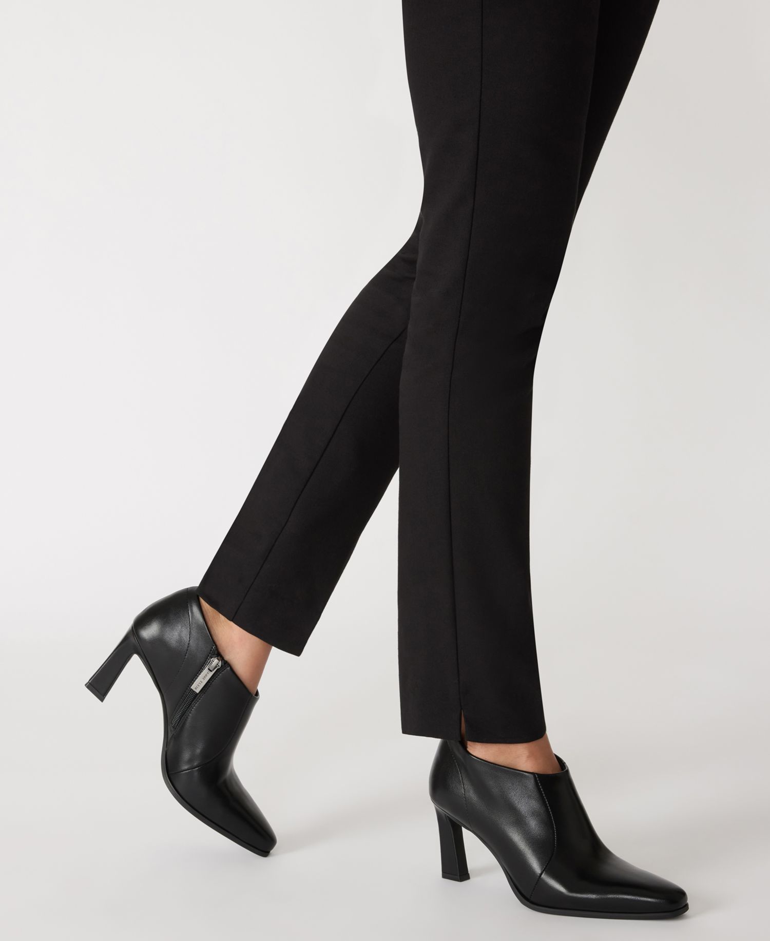 Women's Crush Zipper Dress Booties