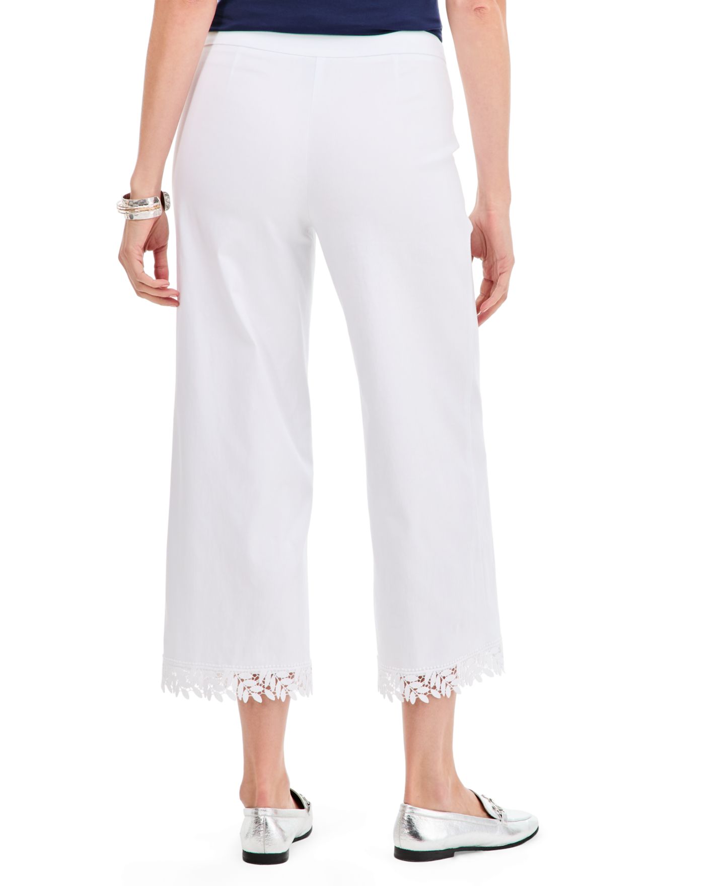 Женские брюки JM Collection Crochet Trim Wide-Leg Pull-On Capri, цвет: Яркий белый — фото 4