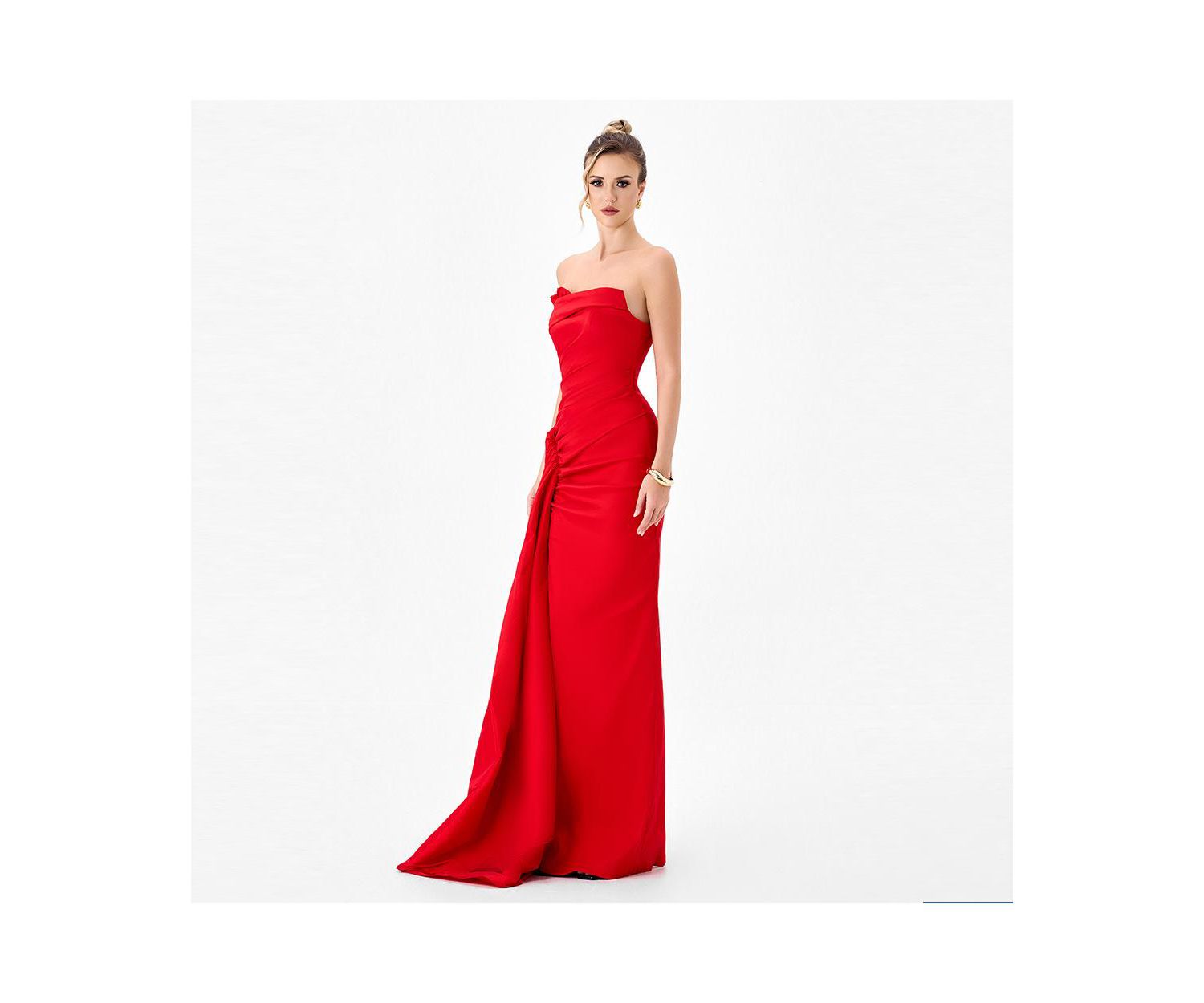 Women's Kerry Strapless Pleated Sash Gown