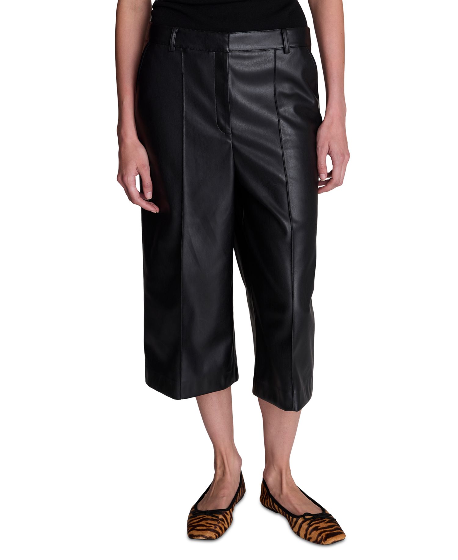 Women's High-Waisted Faux-Leather High Rise Pintuck Long Short