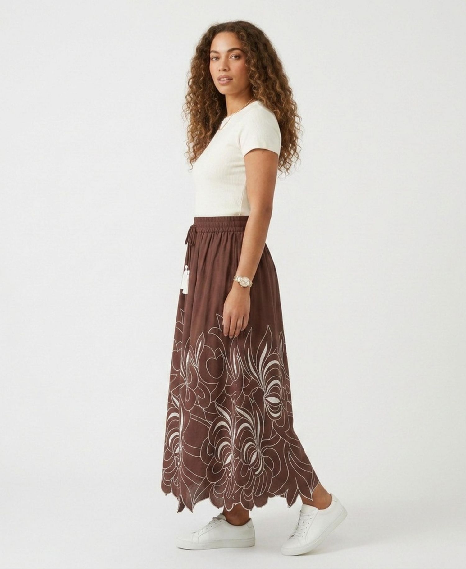 Women's Embroidered Elastic Waist Skirt
