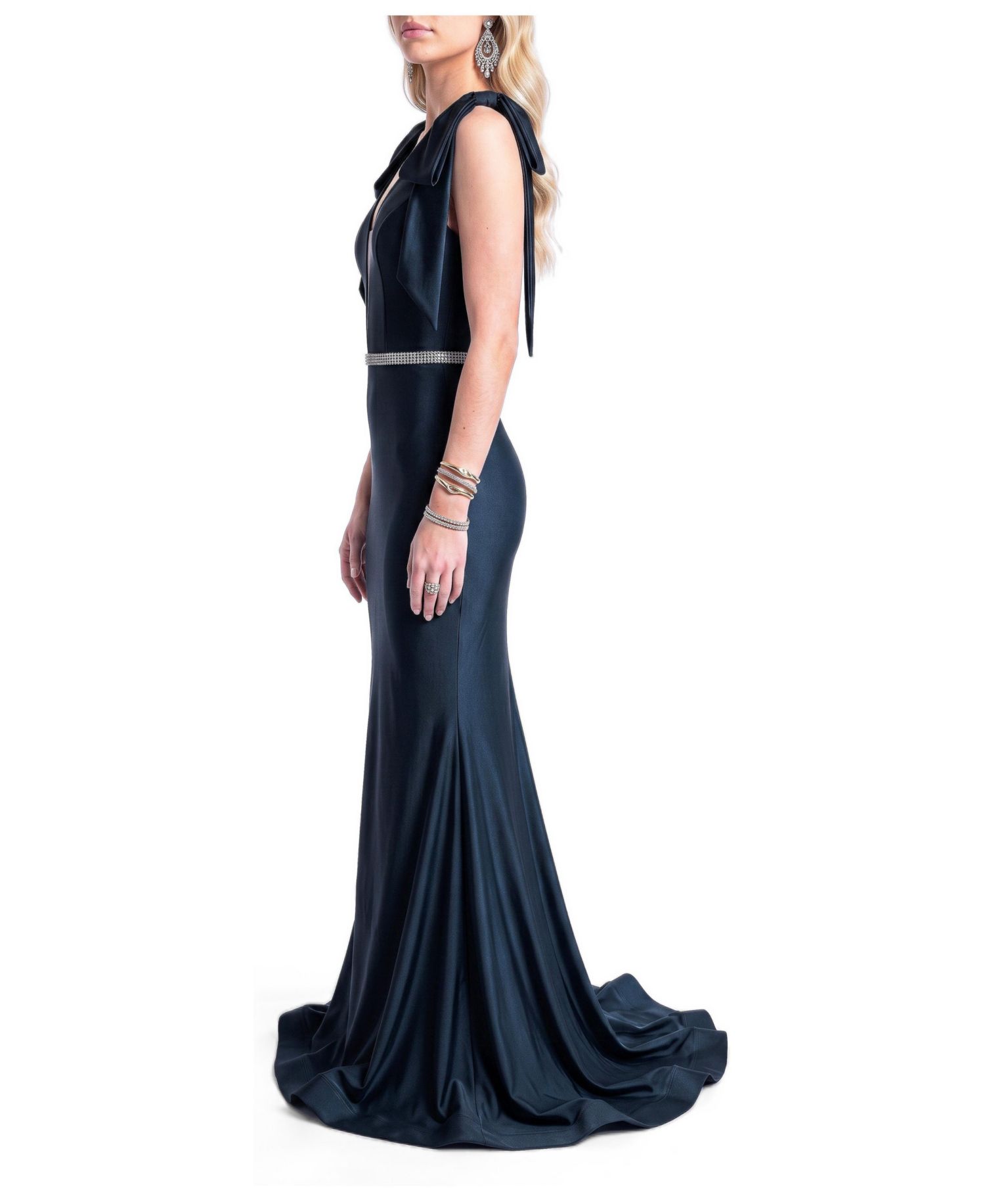 Women's Bow Shoulder Plunge Mermaid Evening Gown