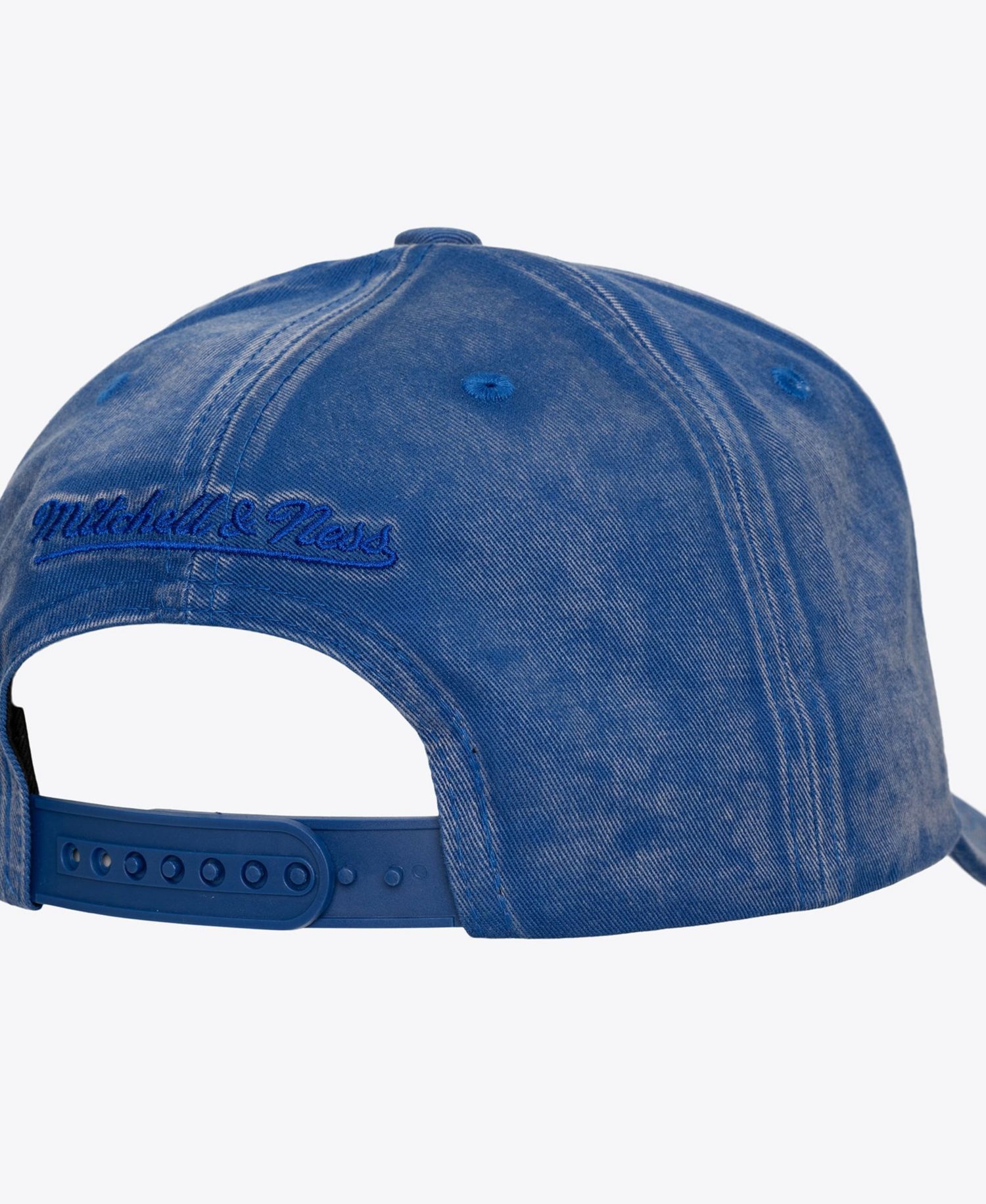 Men's Blue New York Knicks Downtown Pro Crown Snapback Hat