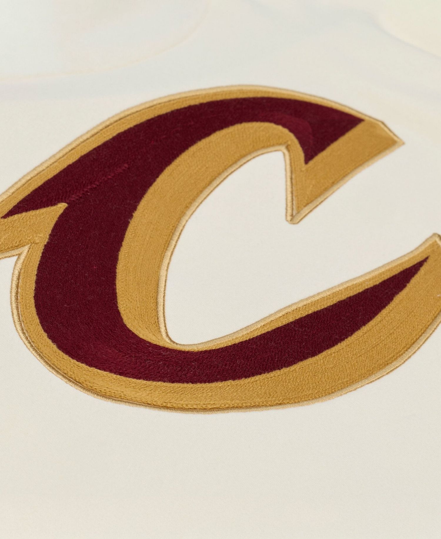 Men's Cream Cleveland Cavaliers Hardwood Classics Chainstitch Premium Fleece Hoodie