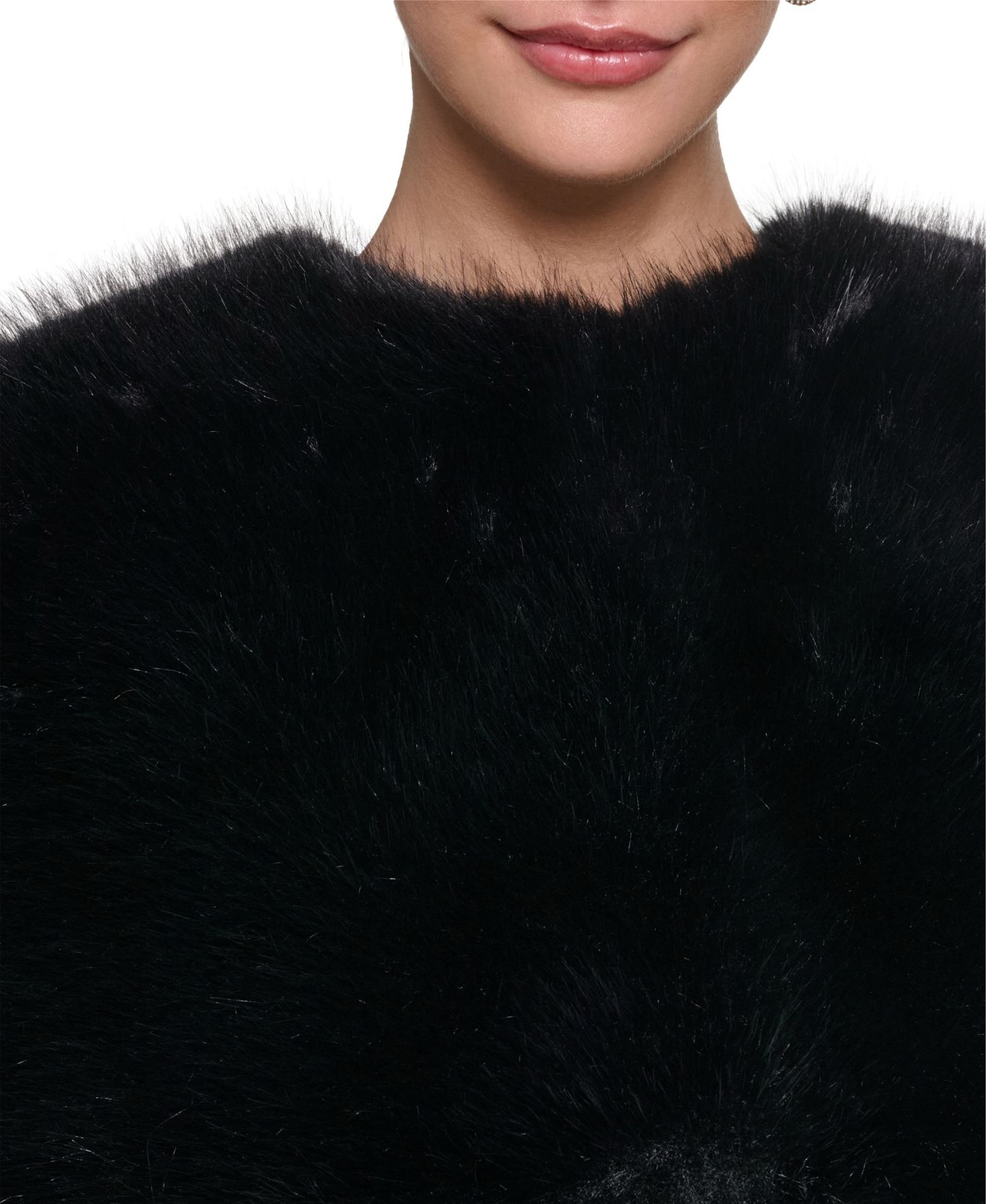 Женская куртка Halston Cropped Faux Fur Capelet, цвет: Чёрный — фото 4